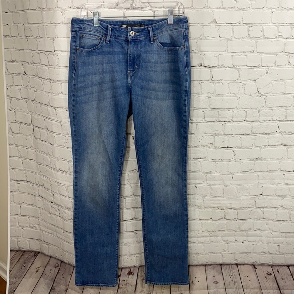 Levi’s Bold Curve jeans